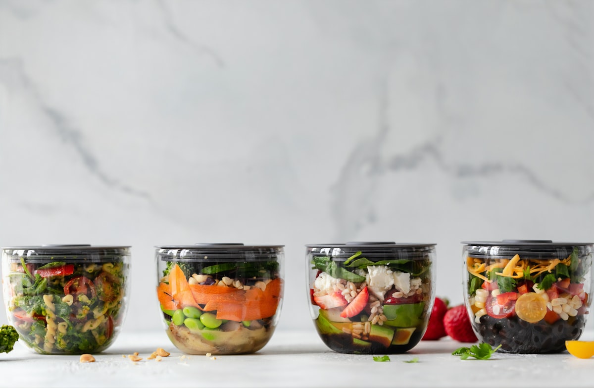 Healthy fitness meal with fresh vegetables and lean protein